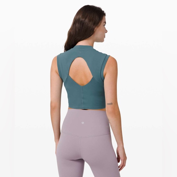 Lululemon Sweat Intention Tank in Desert Teal Open Keyhole Back Cropped Top - Picture 1 of 12